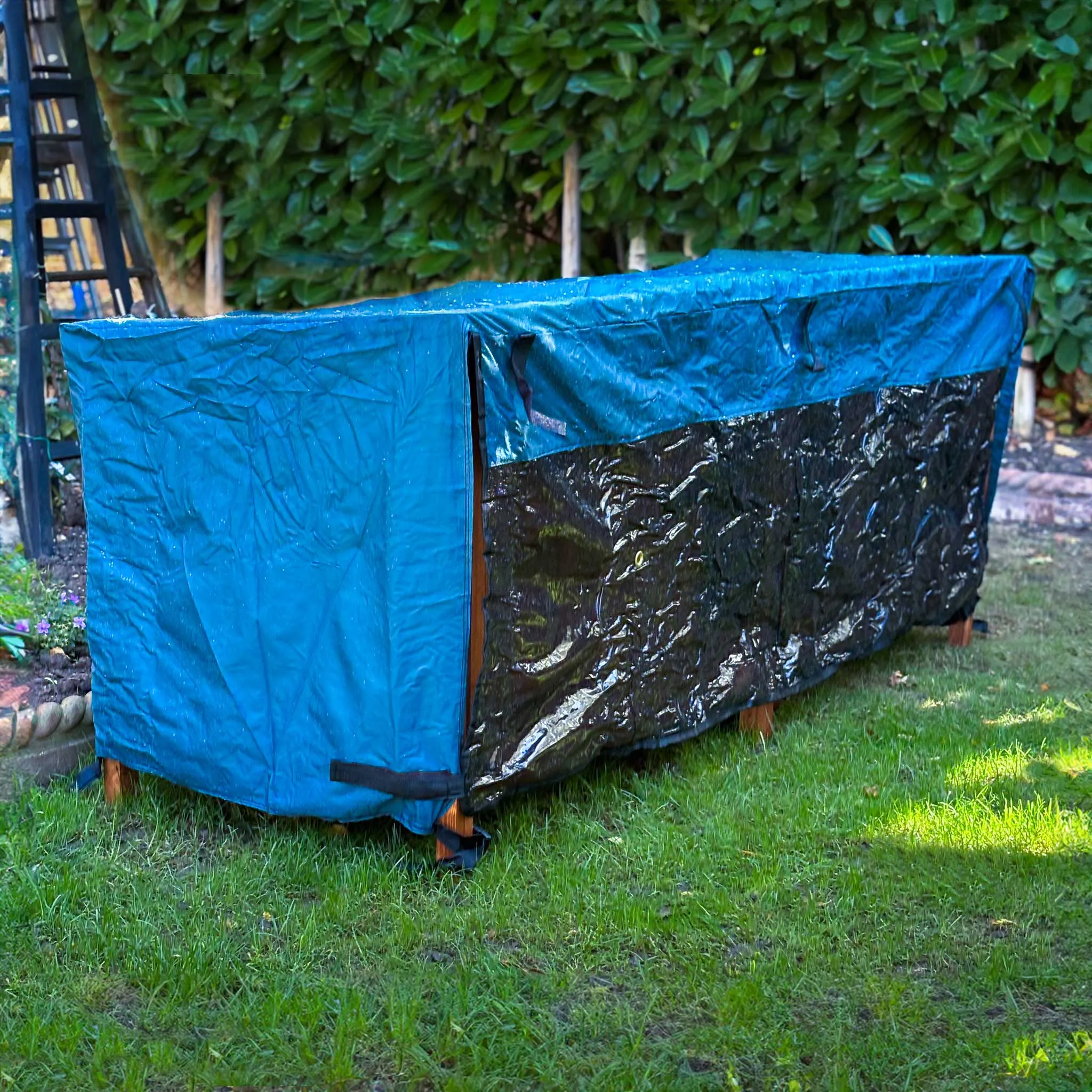 4ft Single Rabbit Hutch Cover Day Dry™ Rain Cover