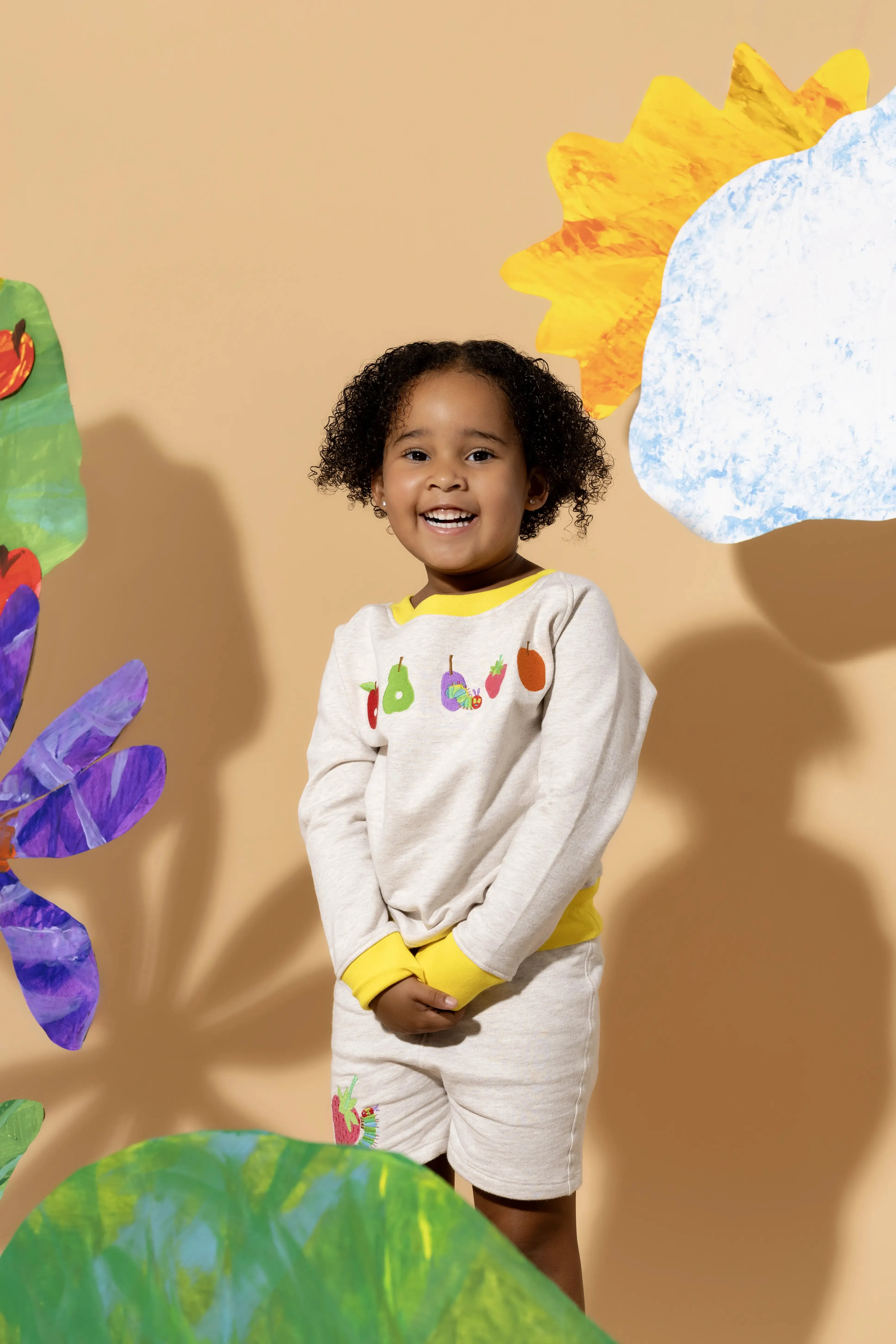 Embroidered Sweatshirt Sweat Short Bundle_The Very Hungry Caterpillar