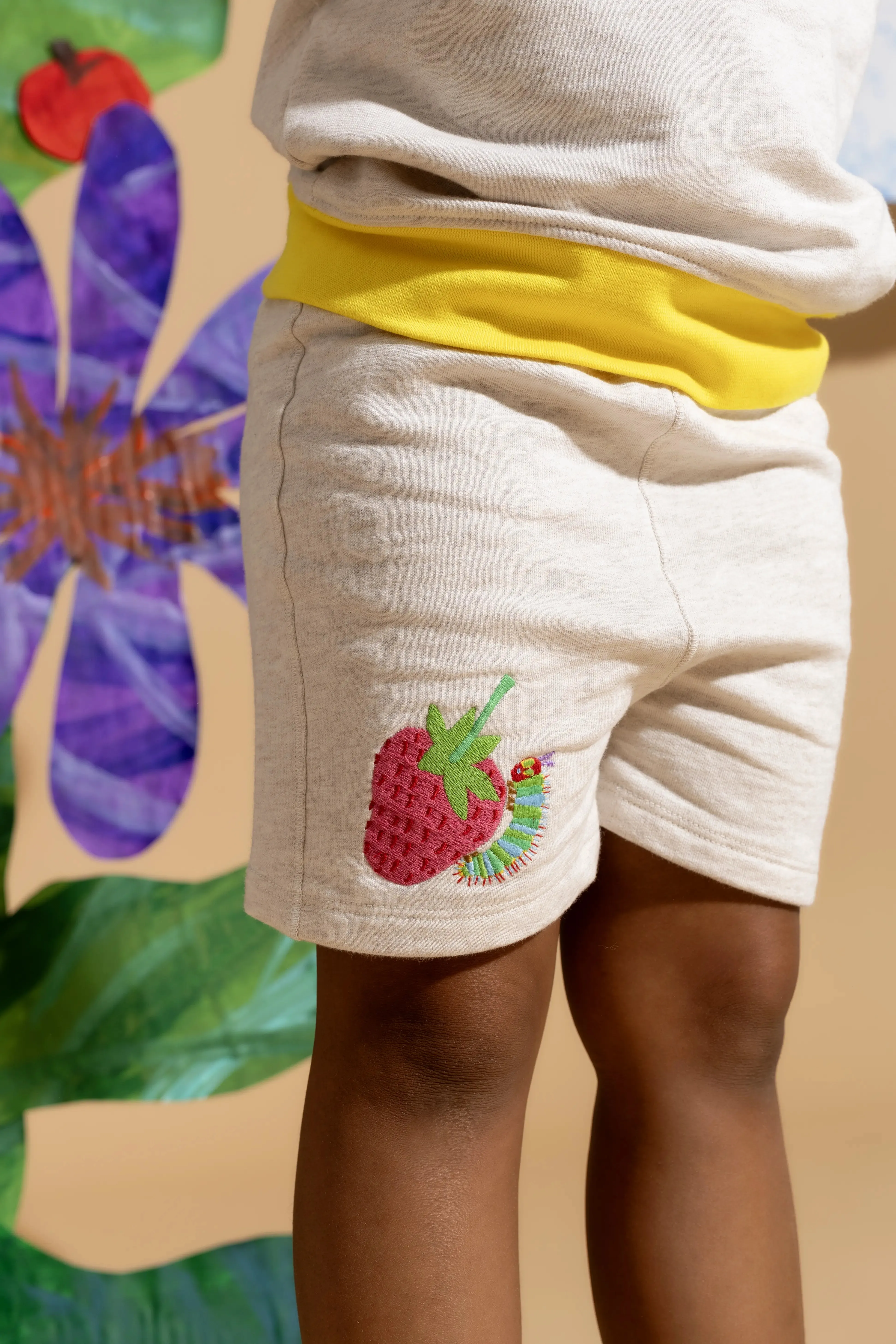 Embroidered Sweatshirt Sweat Short Bundle_The Very Hungry Caterpillar